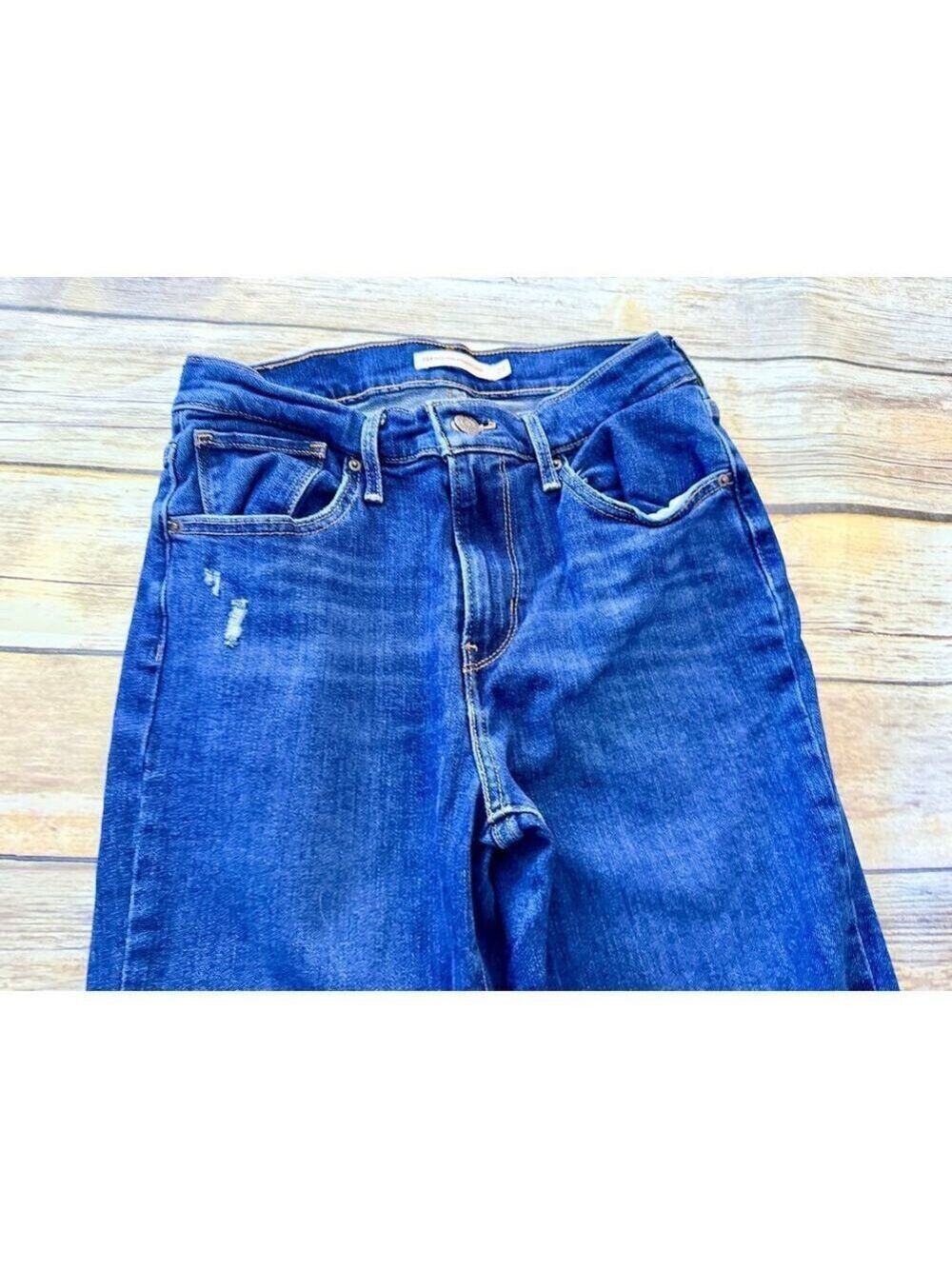 LEVI STRAUS HIGH RISE CROPS - Picture 5 of 9